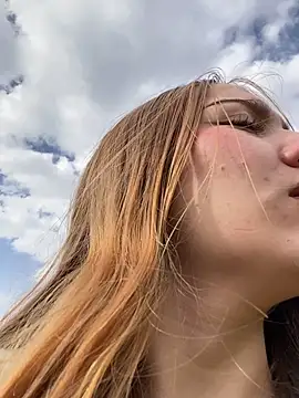 Snapshot of melody-dy chatting on 02-20-25, 08:03 melody-dy online show from 02-20-25, 08:03