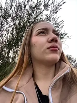 Snapshot of melody-dy chatting on 03-13-25, 09:16 melody-dy online show from 03-13-25, 09:16