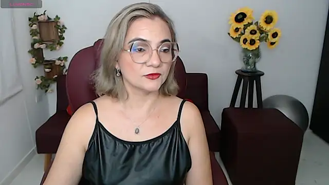 ana milf online show from 05-01-26, 01:59