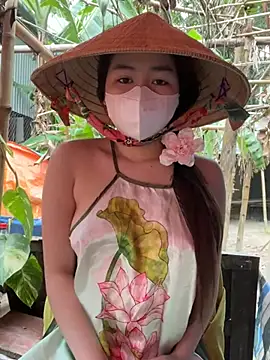 BabyThree  online show from 01-14-25, 07:38