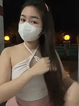 BabyThree  online show from 02-04-25, 02:21