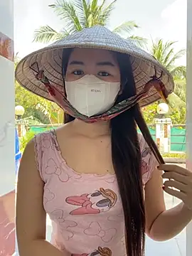 BabyThree  online show from 02-09-25, 07:27