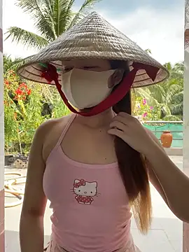 BabyThree  online show from 11-10-25, 06:45