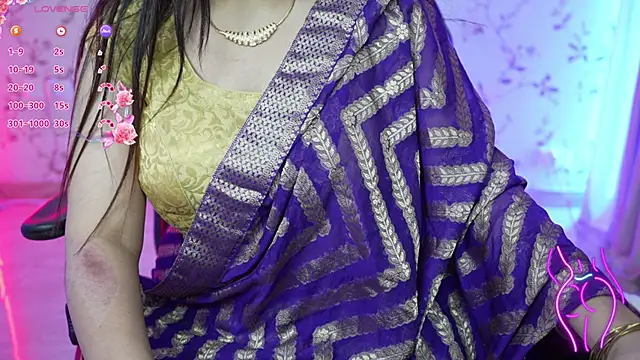 Snapshot of only_aleesha chatting on 01-21-25, 06:02 only aleesha online show from 01-21-25, 06:02