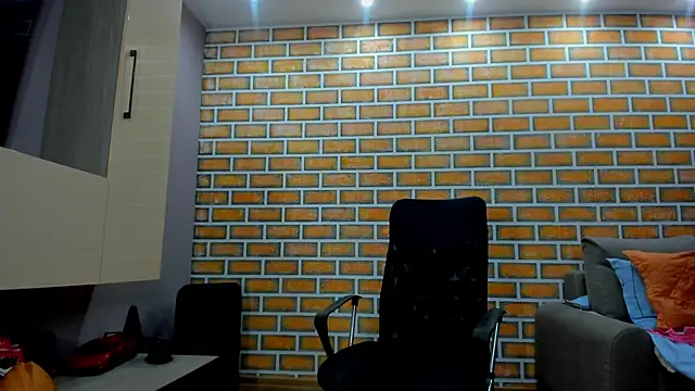 Snapshot of hottitsAnna chatting on 02-20-25, 02:24 hottitsAnna online show from 02-20-25, 02:24