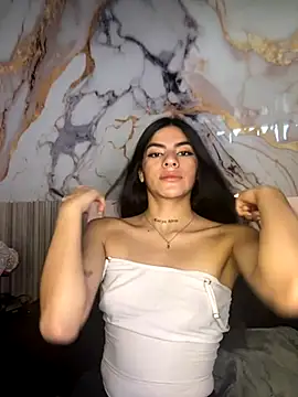 liss hot  online show from 10-23-25, 09:02