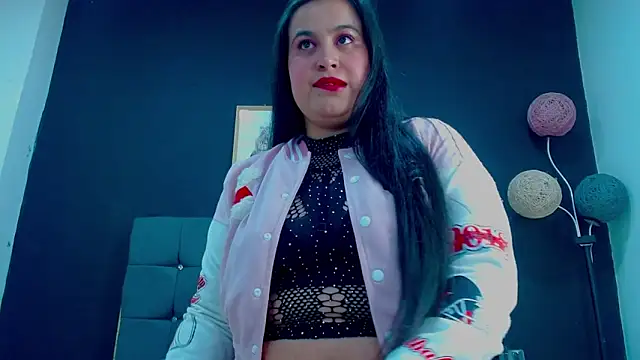 mia xx1 online show from 09-29-25, 09:19