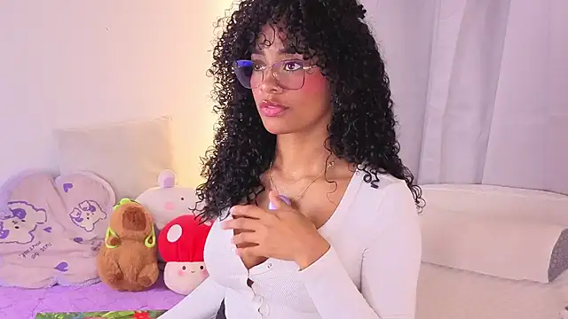 Heily Fox online show from 04-19-26, 05:40