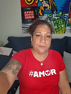 ladycreamypr2 online show from 06-01-26, 10:39