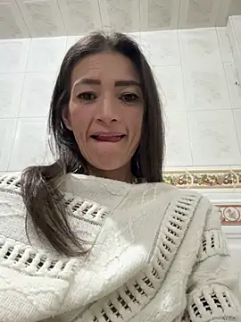 Snapshot of Yulia_sx chatting on 03-06-25, 11:53 Yulia sx online show from 03-06-25, 11:53