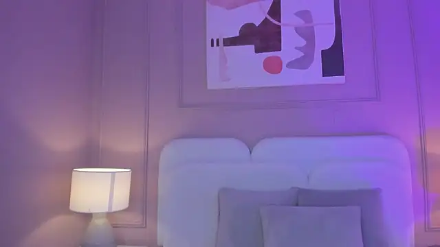 aria greco online show from 09-16-25, 03:51