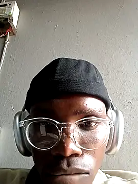 199Gif online show from 12-14-25, 01:16