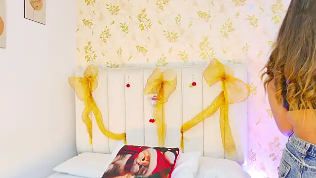 Sara Desire online show from 01-06-26, 12:20