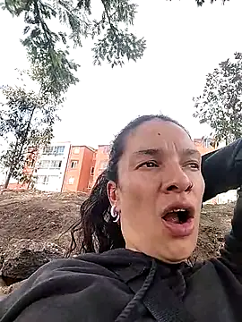 Snapshot of rebekka_simpson chatting on 10-06-25, 02:58 rebekka simpson online show from 10-06-25, 02:58