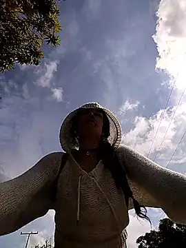 rebekka simpson online show from 11-13-25, 02:27