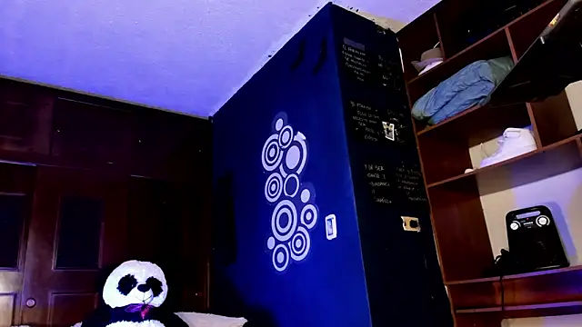 Snapshot of Teo_skinny chatting on 05-11-26, 11:02 Teo skinny online show from 05-11-26, 11:02