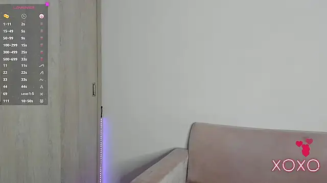 Snapshot of Lilacutte_ chatting on 09-17-25, 08:49 Lilacutte online show from 09-17-25, 08:49