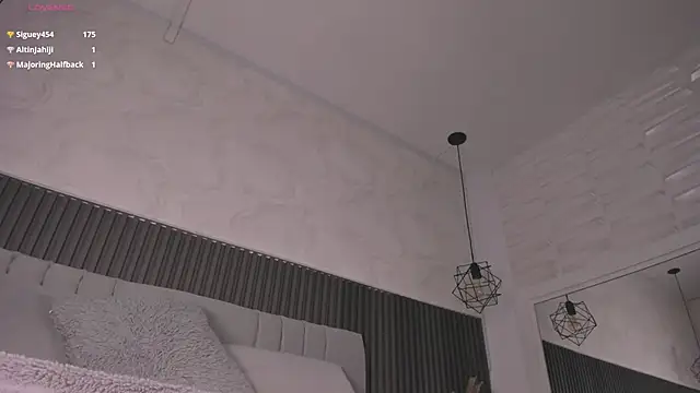 Snapshot of SOPHICARTERS chatting on 02-14-26, 01:08 SOPHICARTERS online show from 02-14-26, 01:08