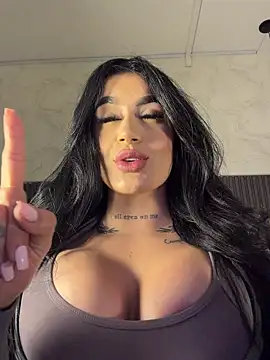 SOPHICARTERS online show from 03-19-26, 04:05