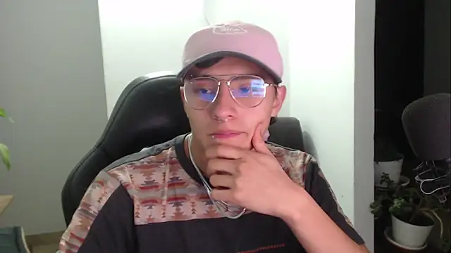 Snapshot of jay_dimarco2 chatting on 01-05-26, 11:08 jay dimarco2 online show from 01-05-26, 11:08