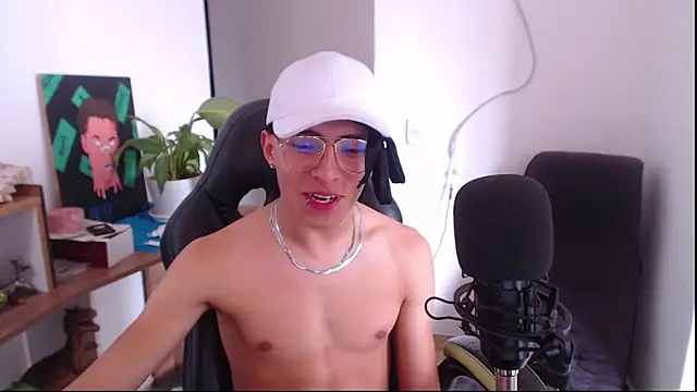 Snapshot of jay_dimarco2 chatting on 02-18-26, 05:53 jay dimarco2 online show from 02-18-26, 05:53