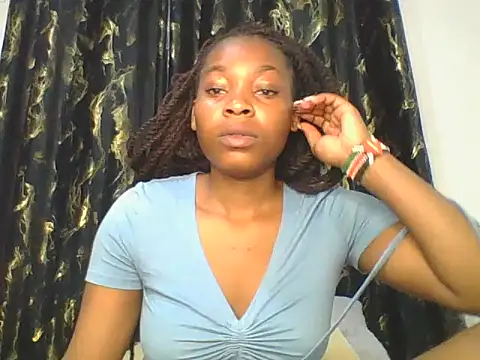 Snapshot of _Becky002 chatting on 05-13-26, 09:28 Becky002 online show from 05-13-26, 09:28