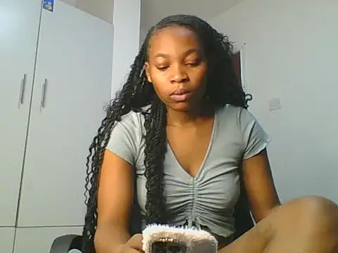 Snapshot of _Becky002 chatting on 06-05-26, 08:42 Becky002 online show from 06-05-26, 08:42