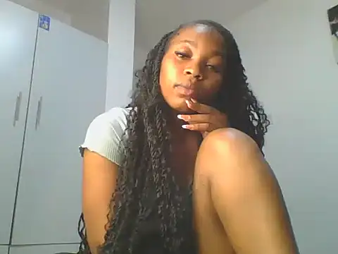 Snapshot of _Becky002 chatting on 06-06-26, 10:53 Becky002 online show from 06-06-26, 10:53