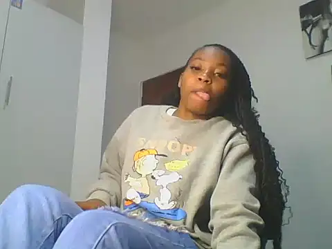 Snapshot of _Becky002 chatting on 06-08-26, 01:33 Becky002 online show from 06-08-26, 01:33