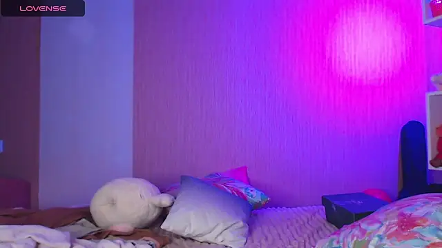 ur kitty   online show from 03-09-25, 01:04