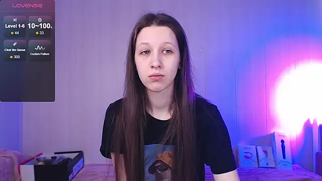 ur kitty   online show from 12-18-25, 09:04