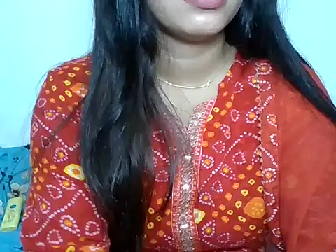 Snapshot of sparkling_queen chatting on 12-26-24, 04:36 sparkling queen online show from 12-26-24, 04:36