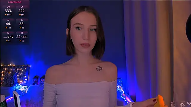 Snapshot of ellaamber chatting on 01-03-25, 09:15 ellaamber online show from 01-03-25, 09:15