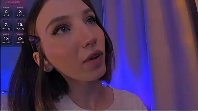 Snapshot of ellaamber chatting on 01-21-25, 02:43 ellaamber online show from 01-21-25, 02:43