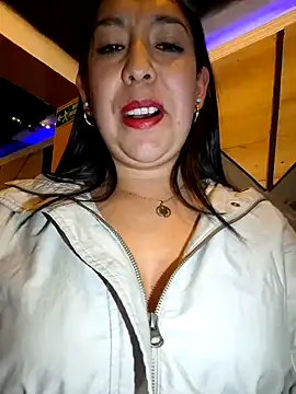 Bella keny online show from 01-27-25, 11:43