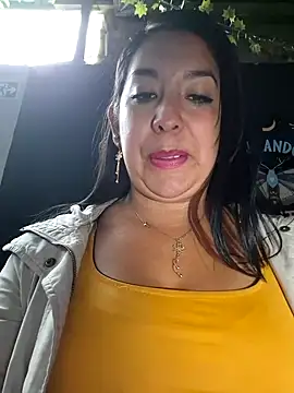 Bella keny online show from 02-11-25, 07:38