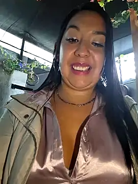 Bella keny online show from 02-15-25, 10:21