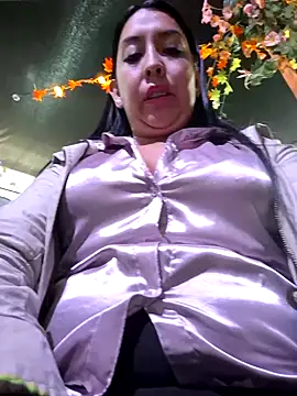 Bella keny online show from 02-22-25, 08:09