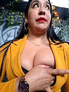 Bella keny online show from 12-05-25, 07:21