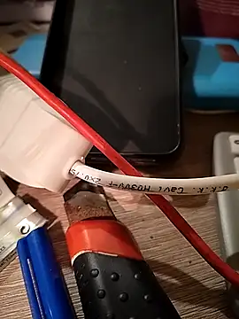 Snapshot of A_man_in_public chatting on 01-13-26, 07:41 A man in public online show from 01-13-26, 07:41