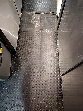 Snapshot of A_man_in_public chatting on 02-16-26, 02:46 A man in public online show from 02-16-26, 02:46