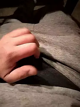 Snapshot of A_man_in_public chatting on 02-21-26, 06:31 A man in public online show from 02-21-26, 06:31