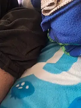 Snapshot of yersonx chatting on 10-22-25, 03:12 yersonx online show from 10-22-25, 03:12