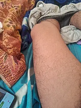 Snapshot of yersonx chatting on 10-23-25, 03:33 yersonx online show from 10-23-25, 03:33