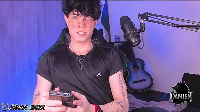 cinnamon boyxxx online show from 09-29-25, 01:22