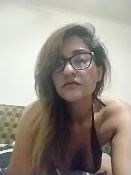 karmicQueen669 online show from 04-01-26, 06:16