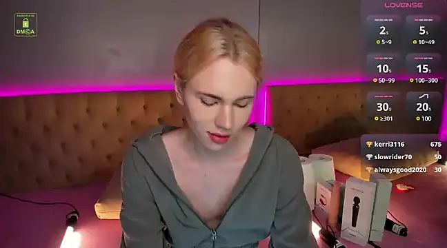 DanielPaige  online show from 12-26-24, 07:27