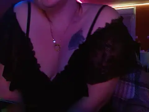 Snapshot of cruellaculdenfer67 chatting on 02-10-25, 10:51 cruellaculdenfer67 online show from 02-10-25, 10:51