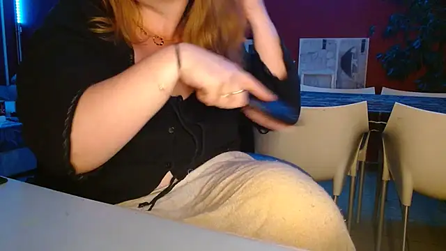 Snapshot of cruellaculdenfer67 chatting on 09-24-25, 08:12 cruellaculdenfer67 online show from 09-24-25, 08:12