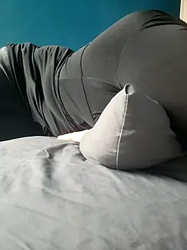 Snapshot of cruellaculdenfer67 chatting on 10-10-25, 08:46 cruellaculdenfer67 online show from 10-10-25, 08:46